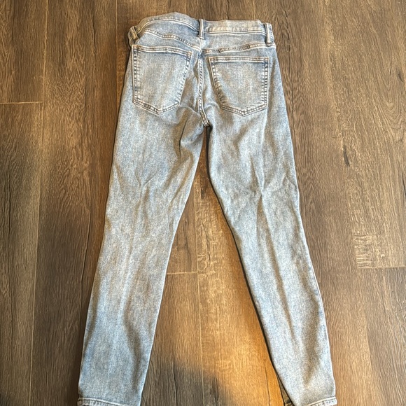 Gap true skinny high rise jeans size 4 petite - Picture 2 of 2